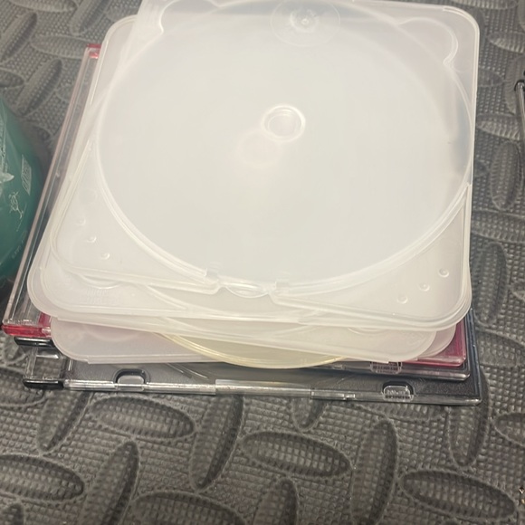 CD bundle new in box CD, 8 empty CD cases, 8 CD-RW individual packaged - Picture 5 of 7